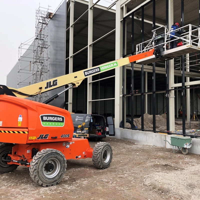 Telescoophoogwerker 14 meter XL werkbak